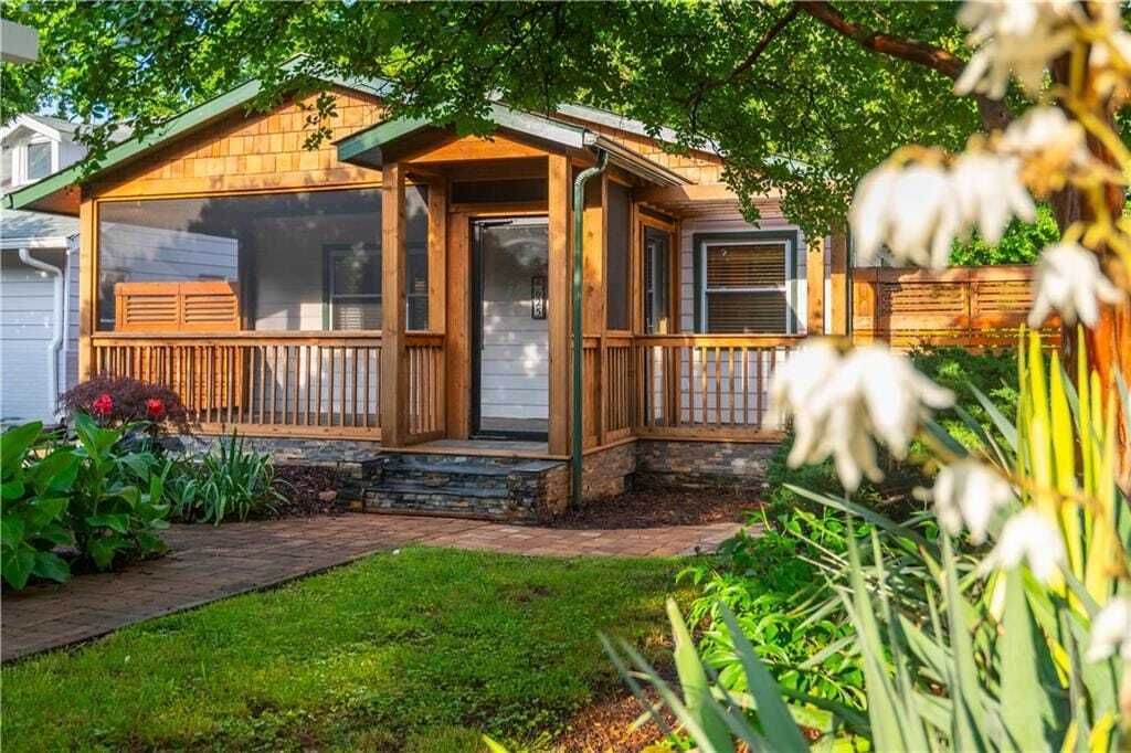 Property photo 1 of 31