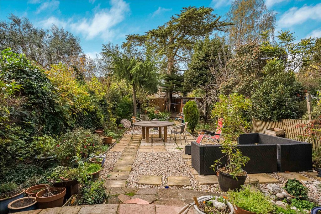 Property photo 2 of 13 Picture No. 19