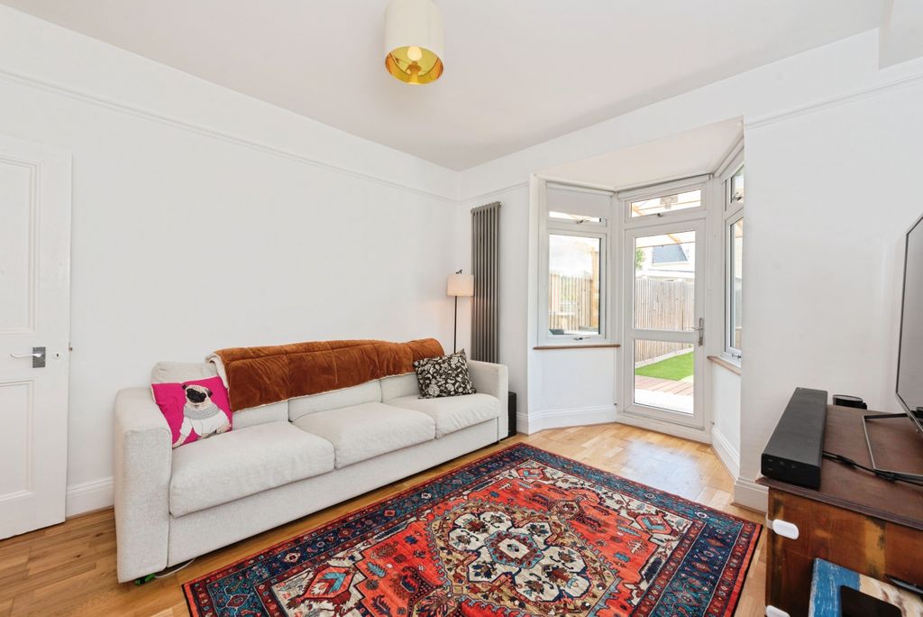 Property photo 3 of 20 Photo #3