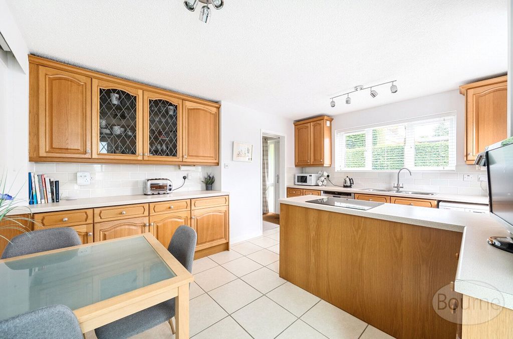 Property photo 2 of 19 Picture No. 06