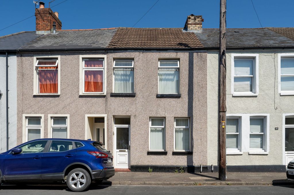 Property photo 1 of 37