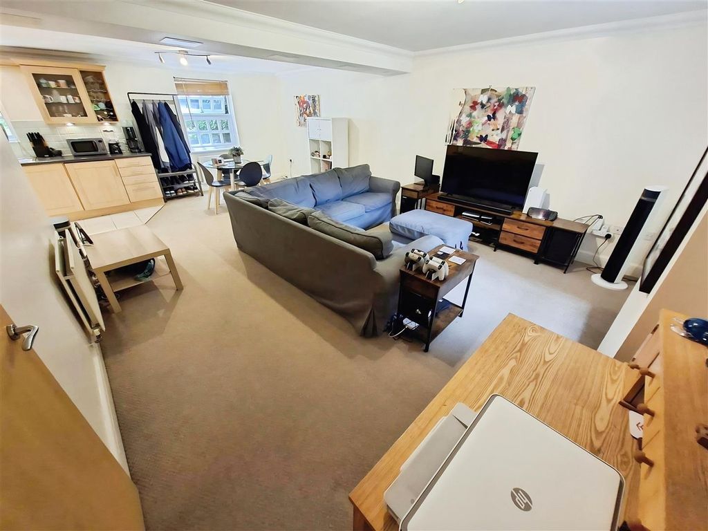 Property photo 2 of 18 Open-Plan Lounge/Diner/Kitchen