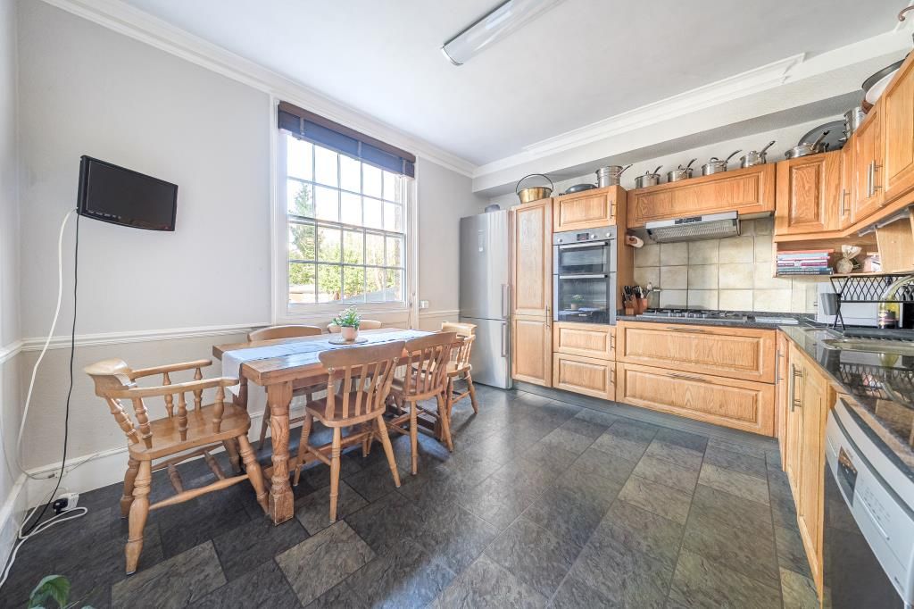 Property photo 2 of 26 Kitchen/Dining Area