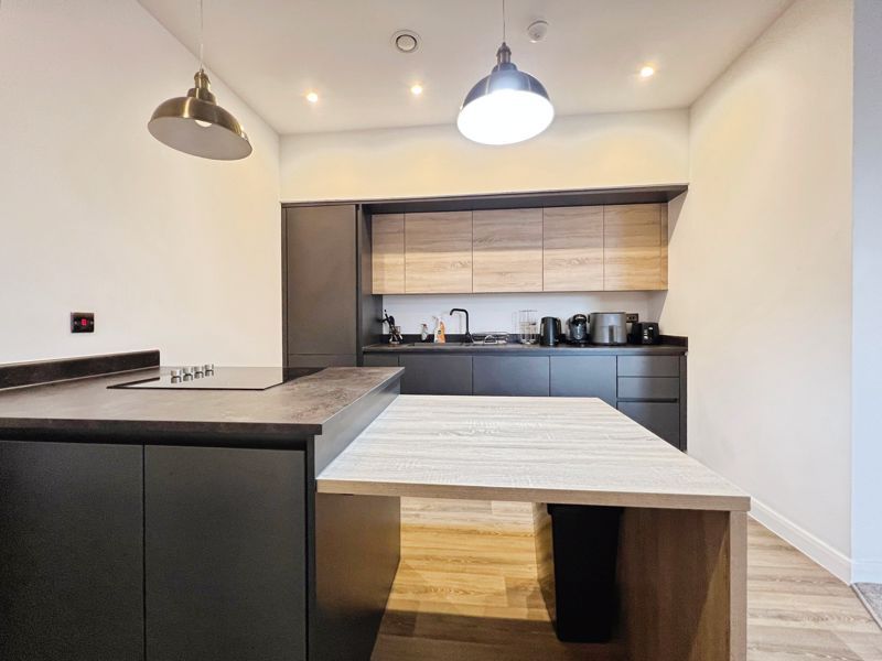 Property photo 3 of 9 Kitchen