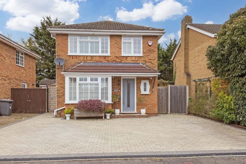 Property photo 1 of 18