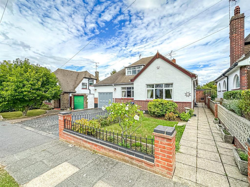 Property photo 1 of 42