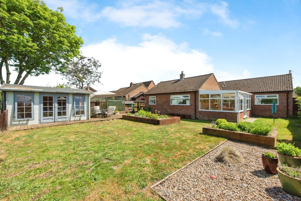 Property photo 2 of 19
