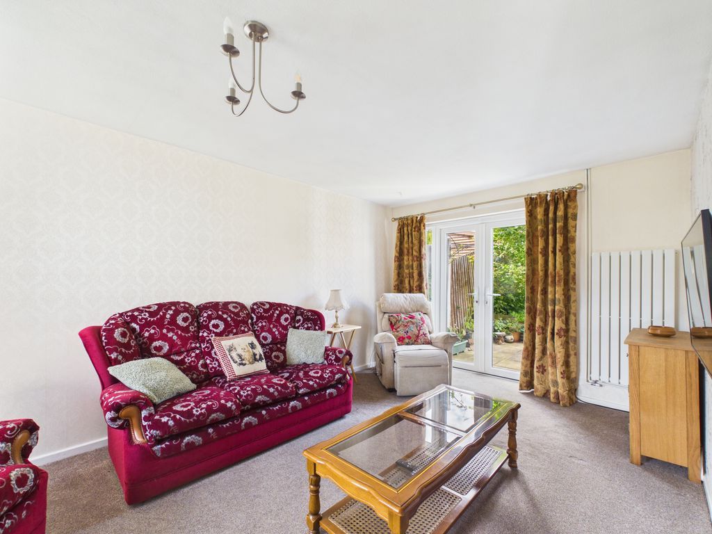 Property photo 3 of 16 Photo 2