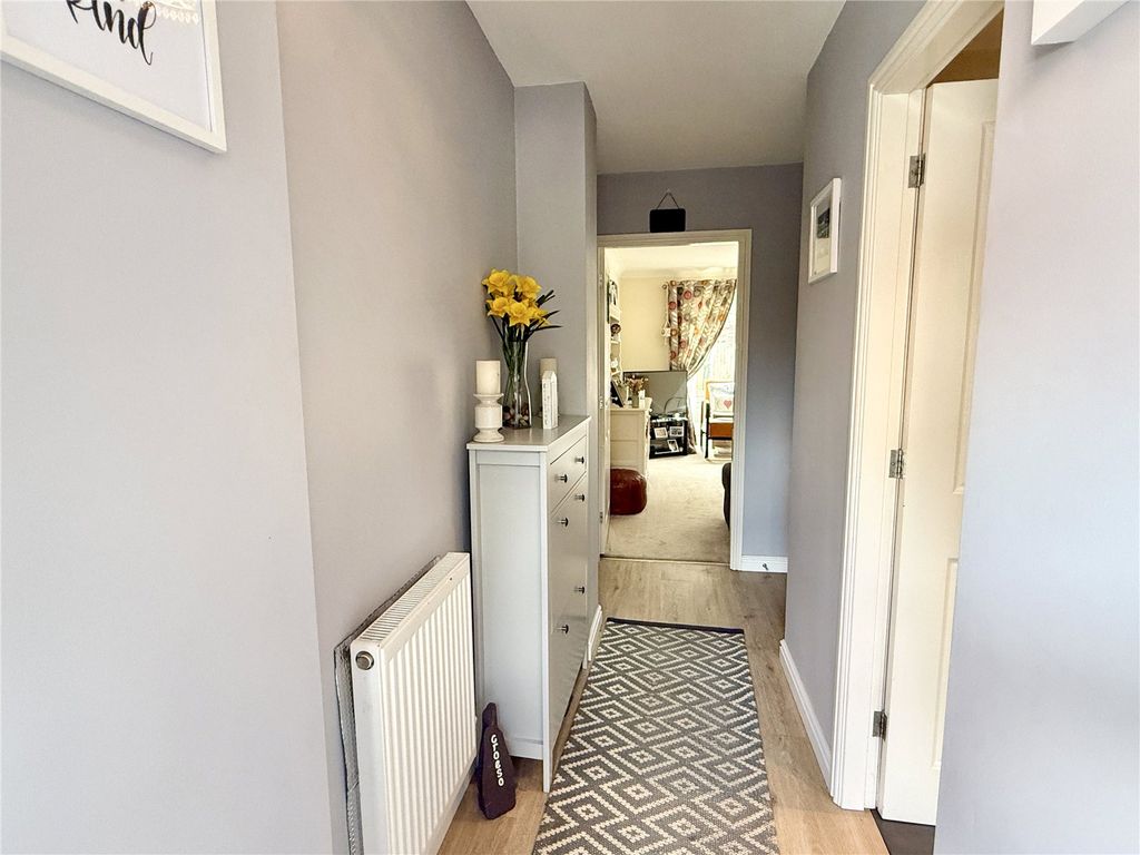 Property photo 2 of 12 Picture No. 04