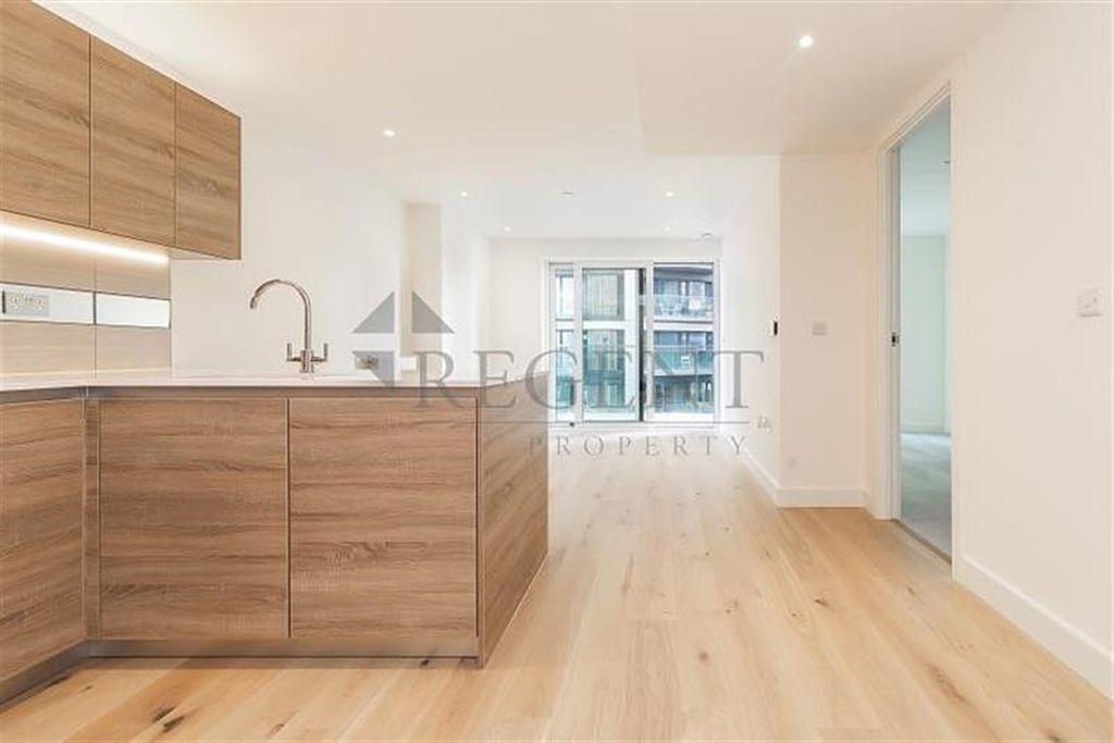 Property photo 2 of 8 Reception