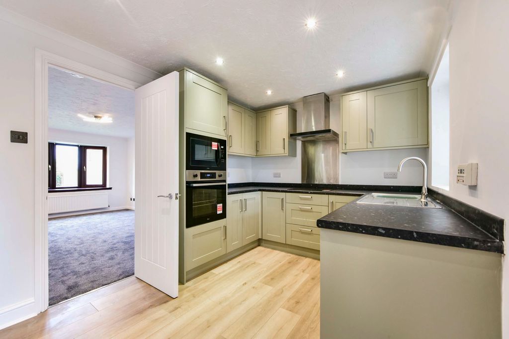 Property photo 2 of 26 Dsc_3552