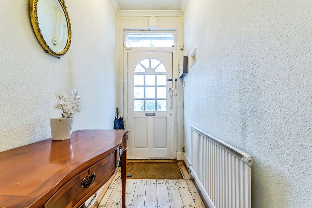Property photo 2 of 21 Pbox-Img.Jpg