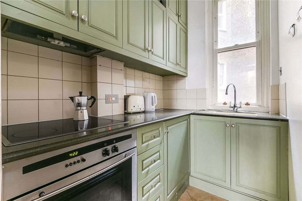 Property photo 3 of 5