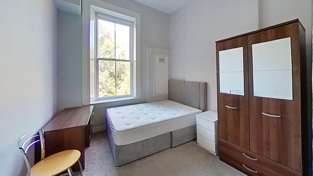 Property photo 2 of 10 Photo 2