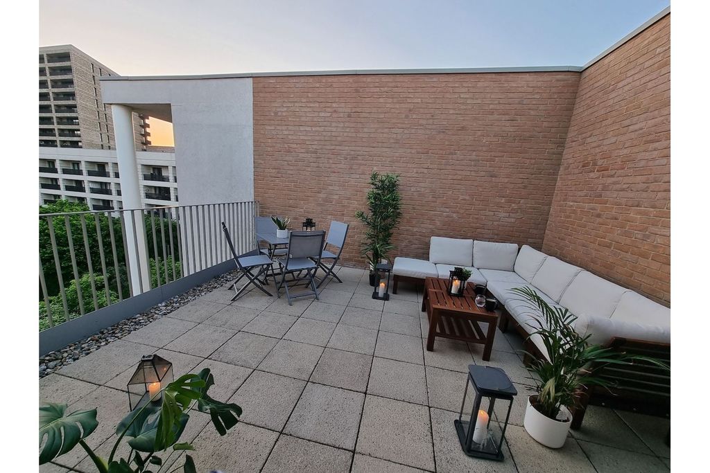 Property photo 1 of 19 Terrace