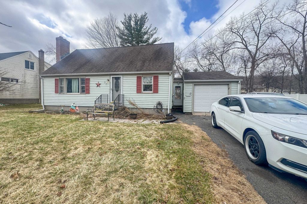 Property photo 1 of 31