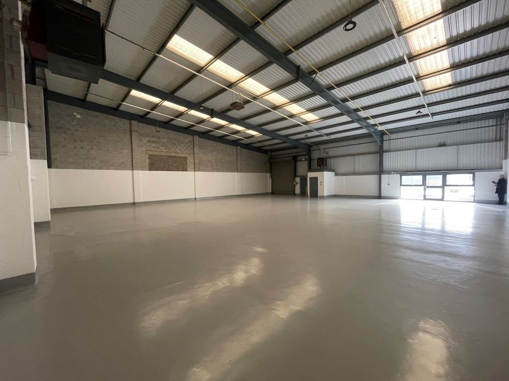 Property photo 3 of 9