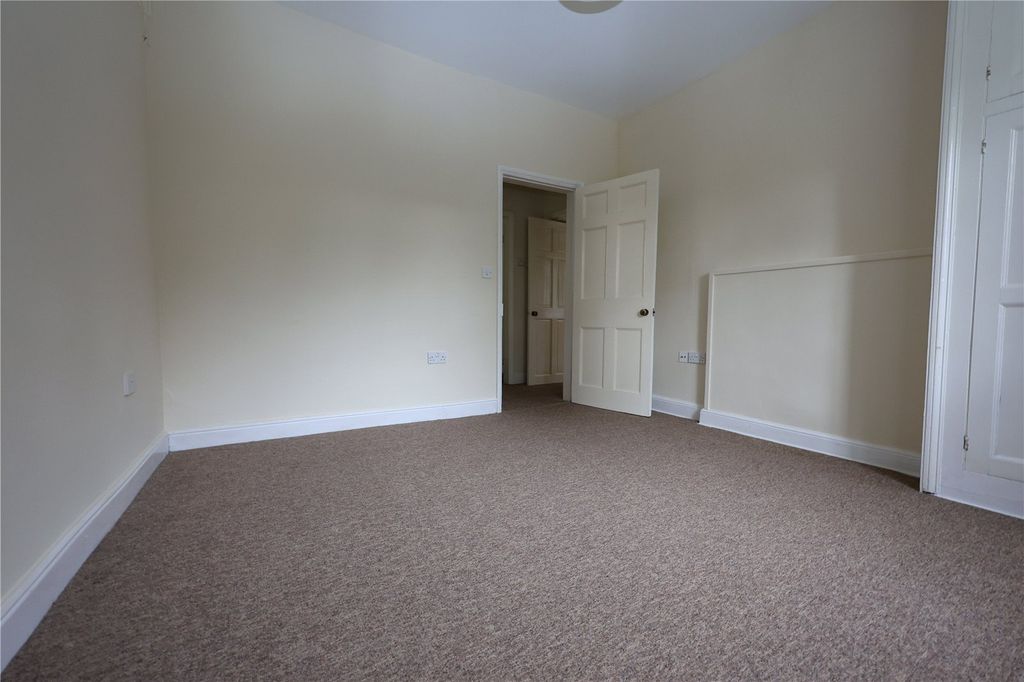 Property photo 3 of 25 Picture No. 14