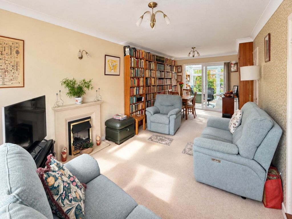 Property photo 3 of 23