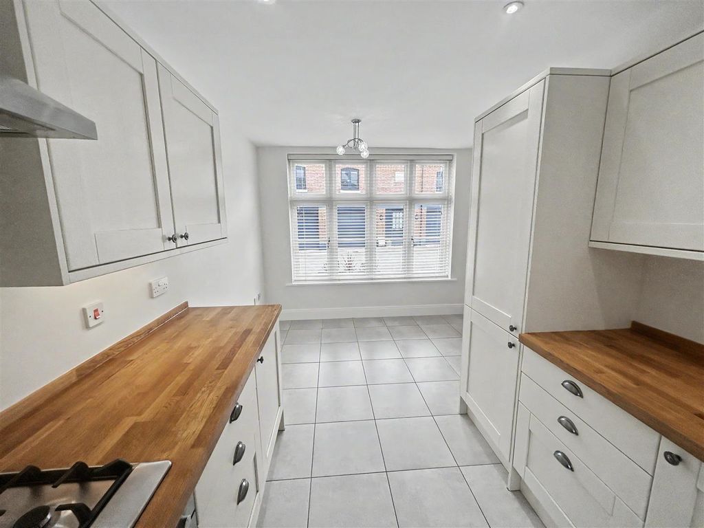 Property photo 3 of 13 Kitchen /Diner