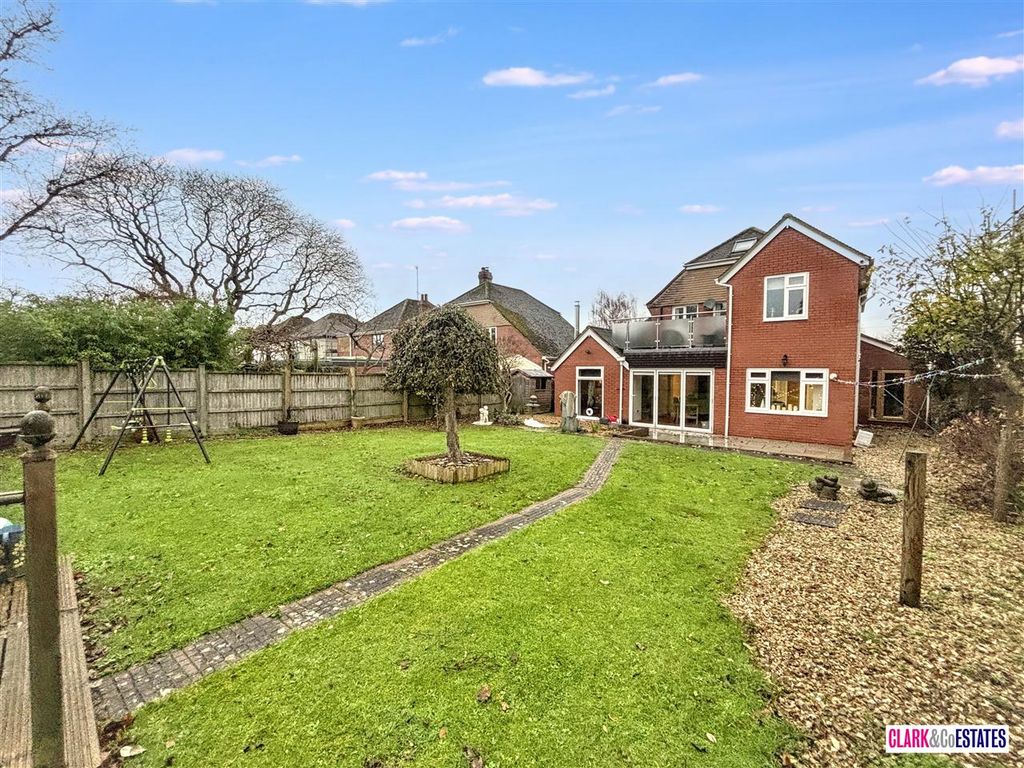 Property photo 1 of 19 Main Picture