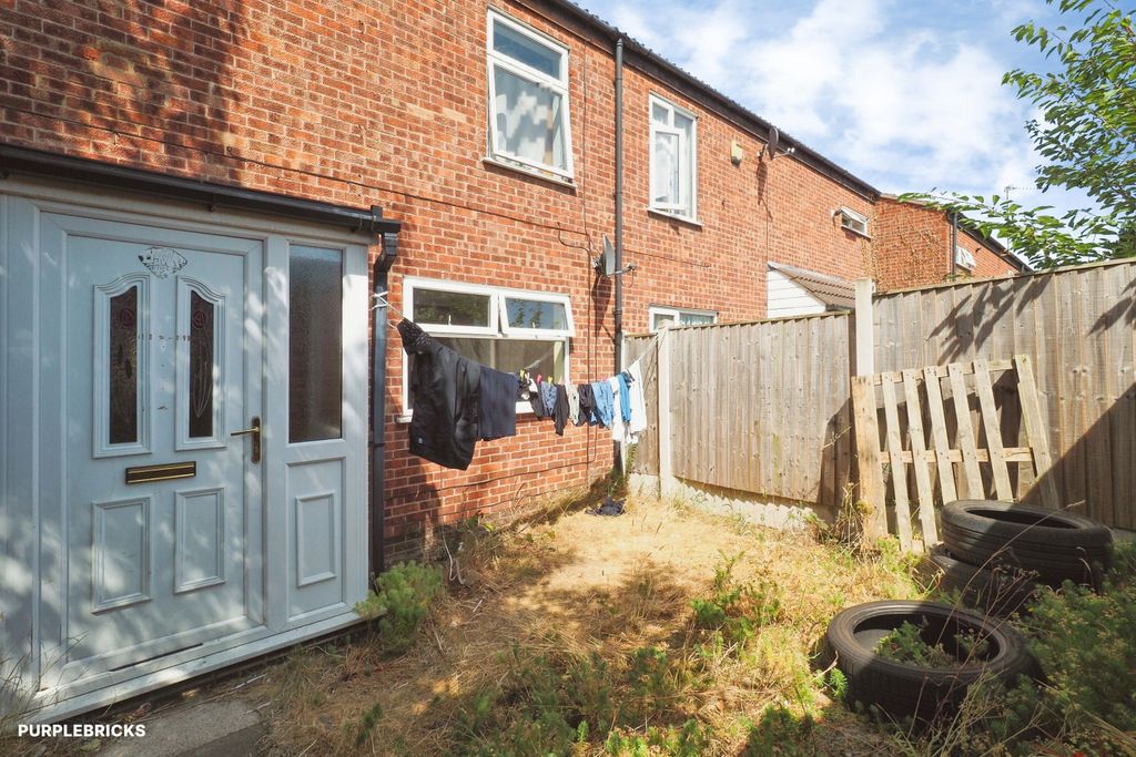 Property photo 1 of 21