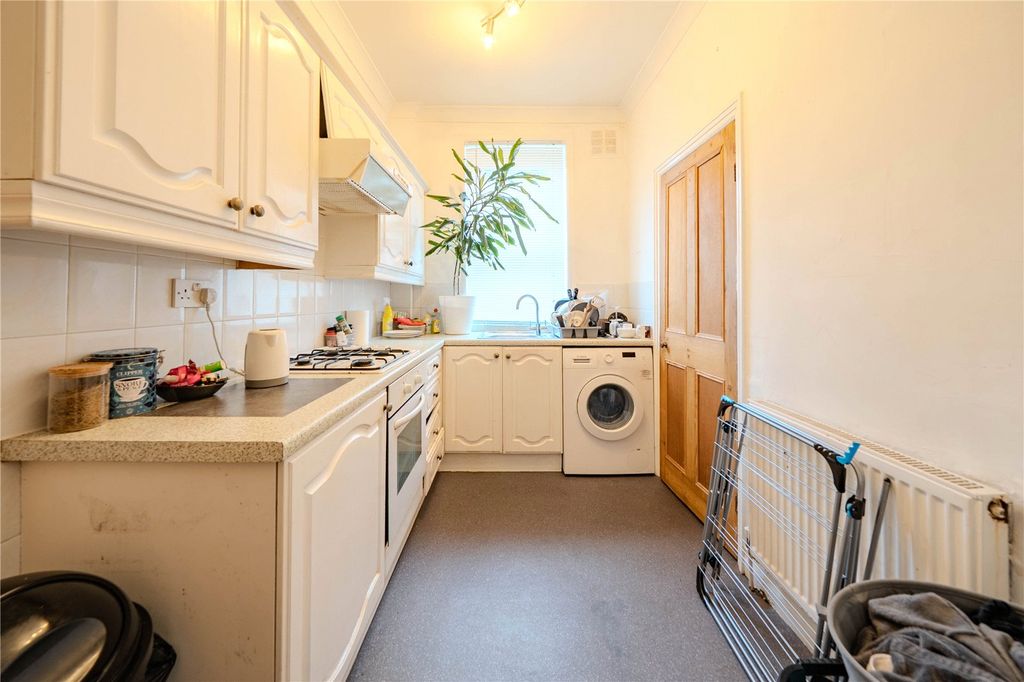 Property photo 3 of 7 Picture No. 02