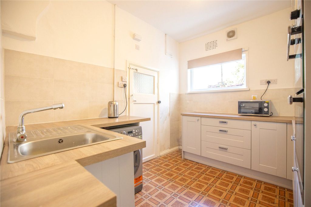 Property photo 2 of 19 Picture No. 08
