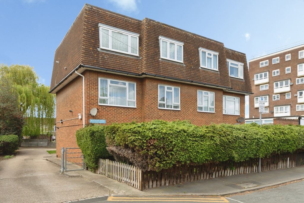 Property photo 1 of 18 Pbox-Img.Jpg