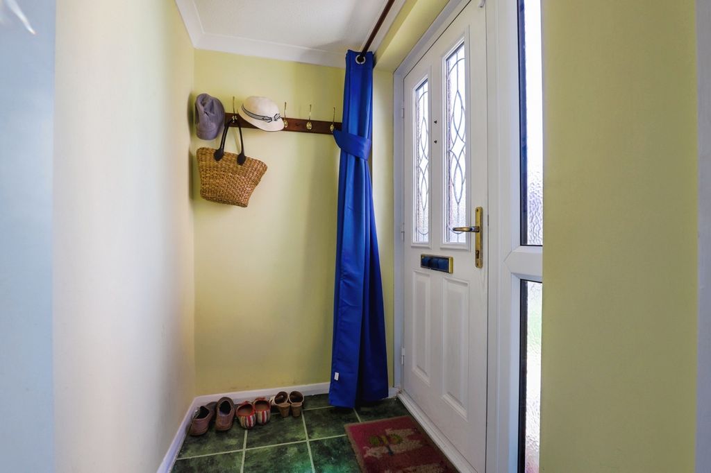 Property photo 2 of 15 Pbox-Img.Jpg