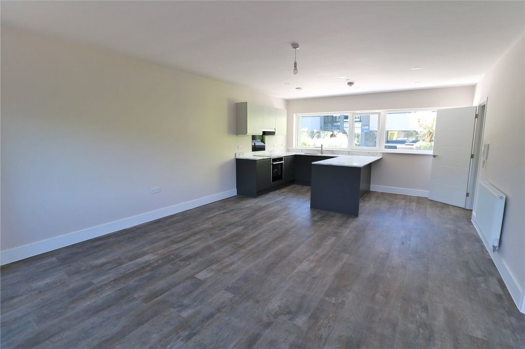 Property photo 2 of 9 Open Plan Living