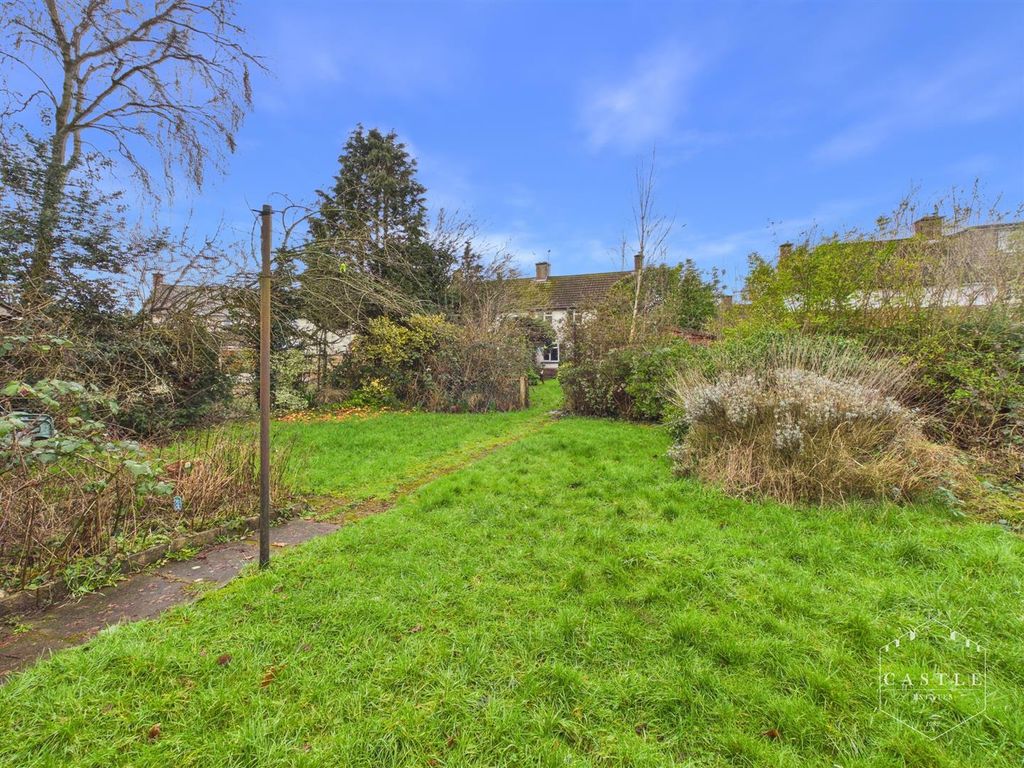 Property photo 3 of 25 Outside