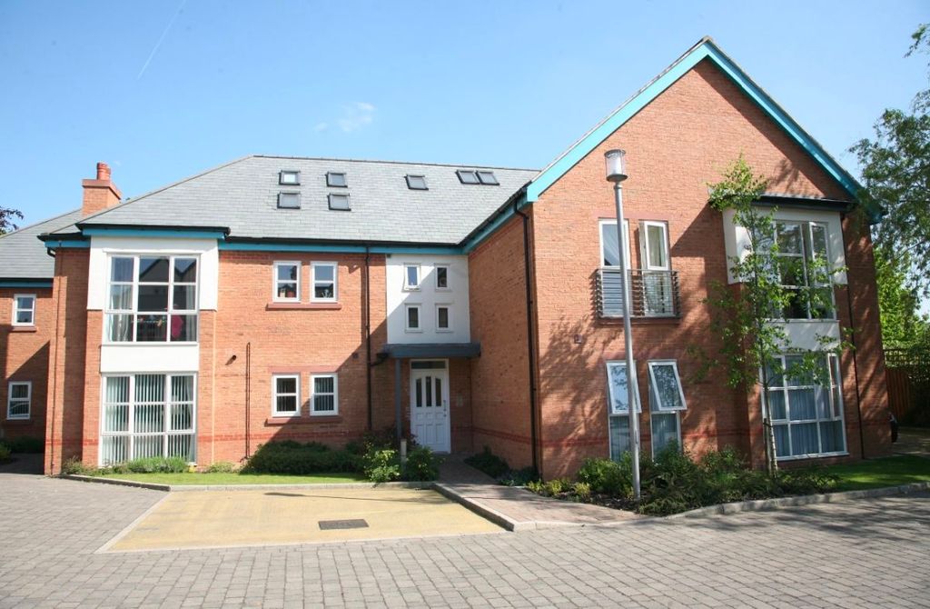 Property photo 1 of 8