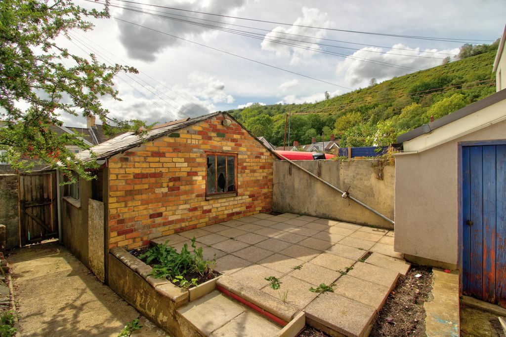 Property photo 3 of 21 Img_0769_70_71_Realistic