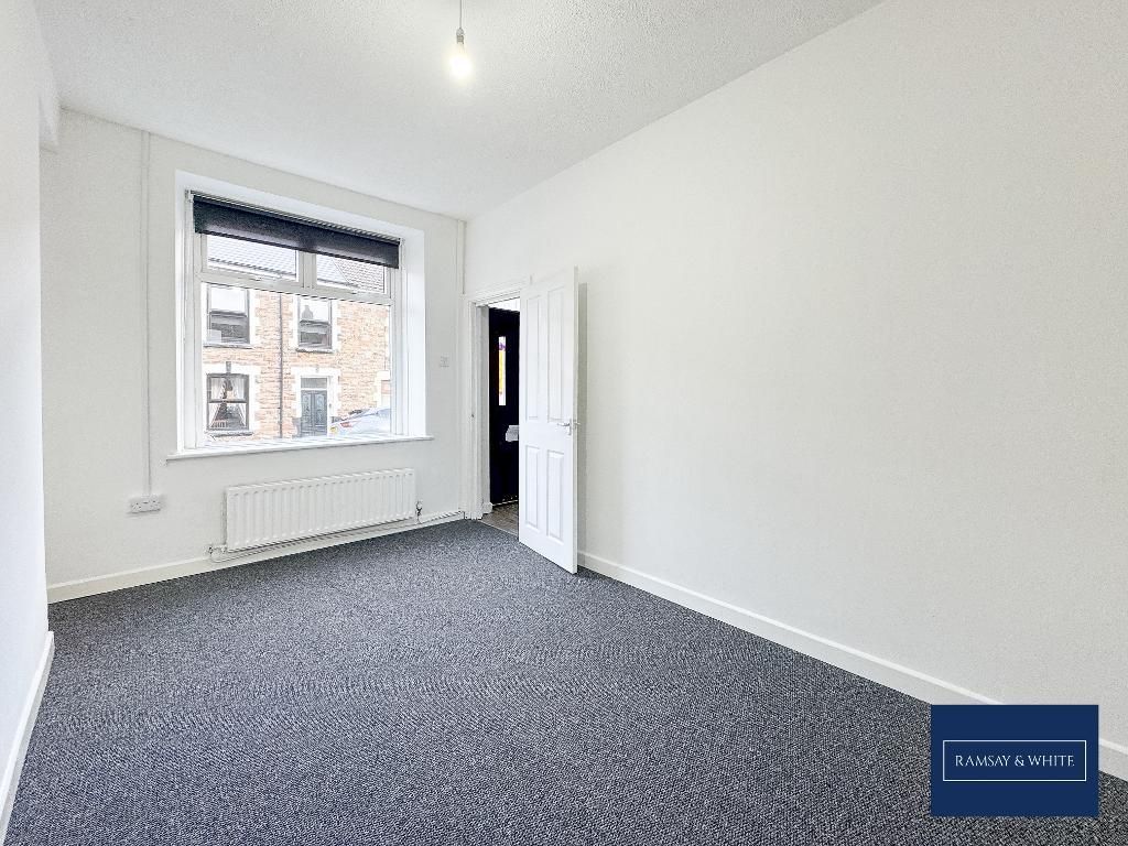 Property photo 2 of 11 Photo 2