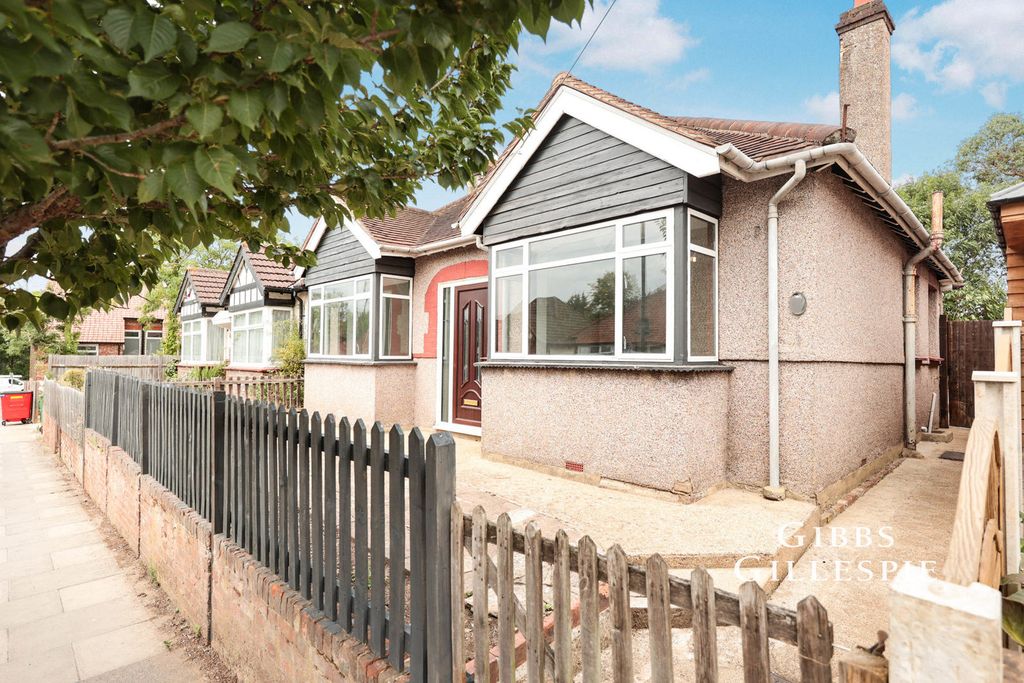 Property photo 1 of 10 Photo
