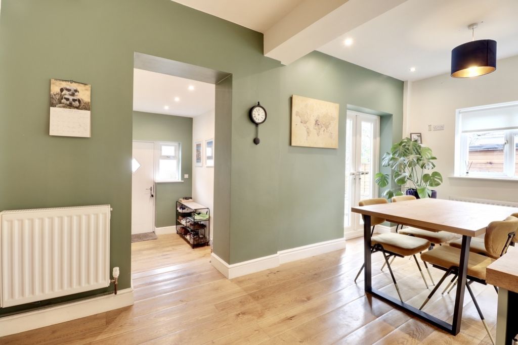 Property photo 3 of 27 Kitchen Dining Room
