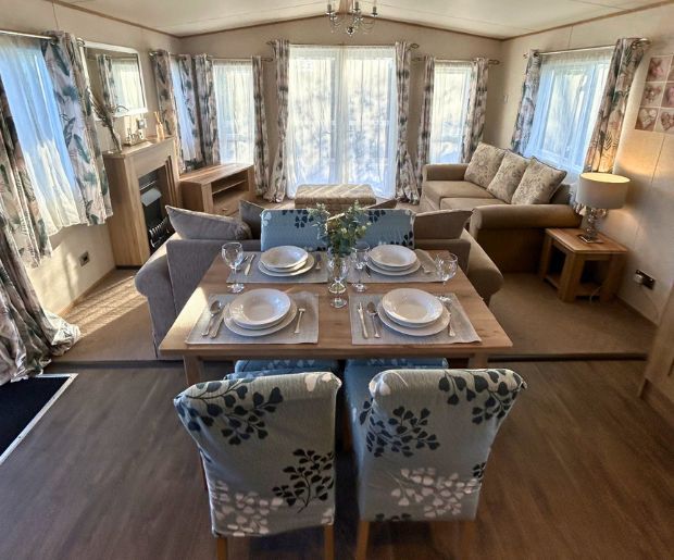 Property photo 3 of 11 3