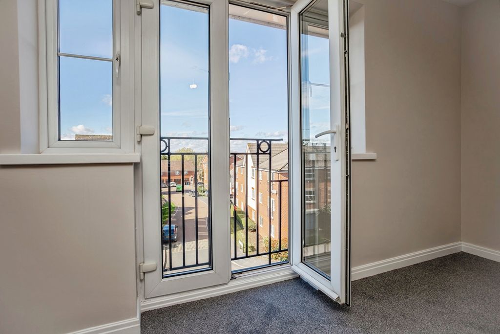 Property photo 3 of 20 Pbox-Img.Jpg