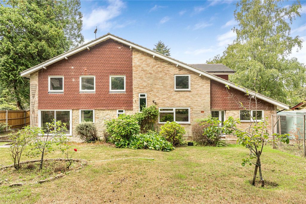 Property photo 3 of 27 Picture No. 25