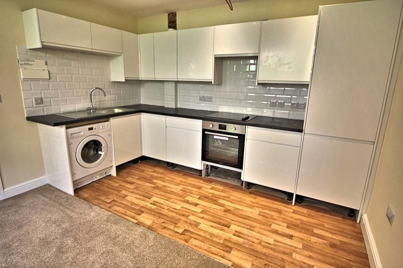 Property photo 3 of 7 Kitchen Area