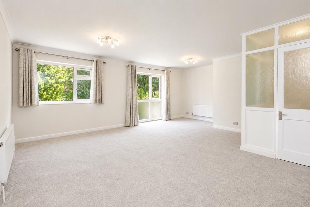 Property photo 3 of 10 Living Dining Room.Png