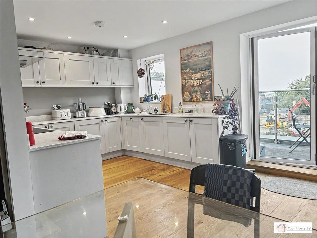 Property photo 2 of 12 2.Jpg