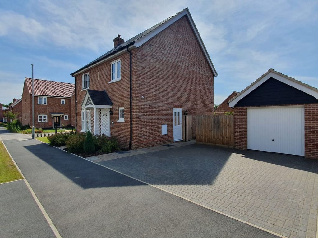 Property photo 2 of 34