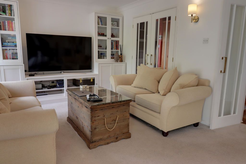 Property photo 3 of 15 Photo 21