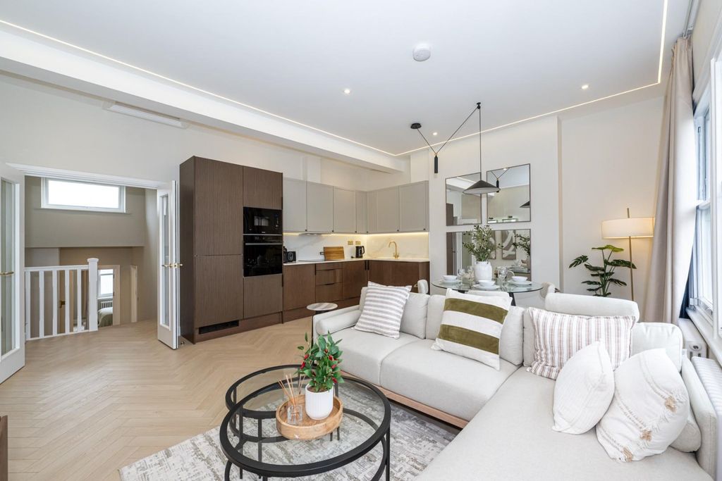 Property photo 3 of 12 Fernhead Road 161C-012 Lr.Jpg