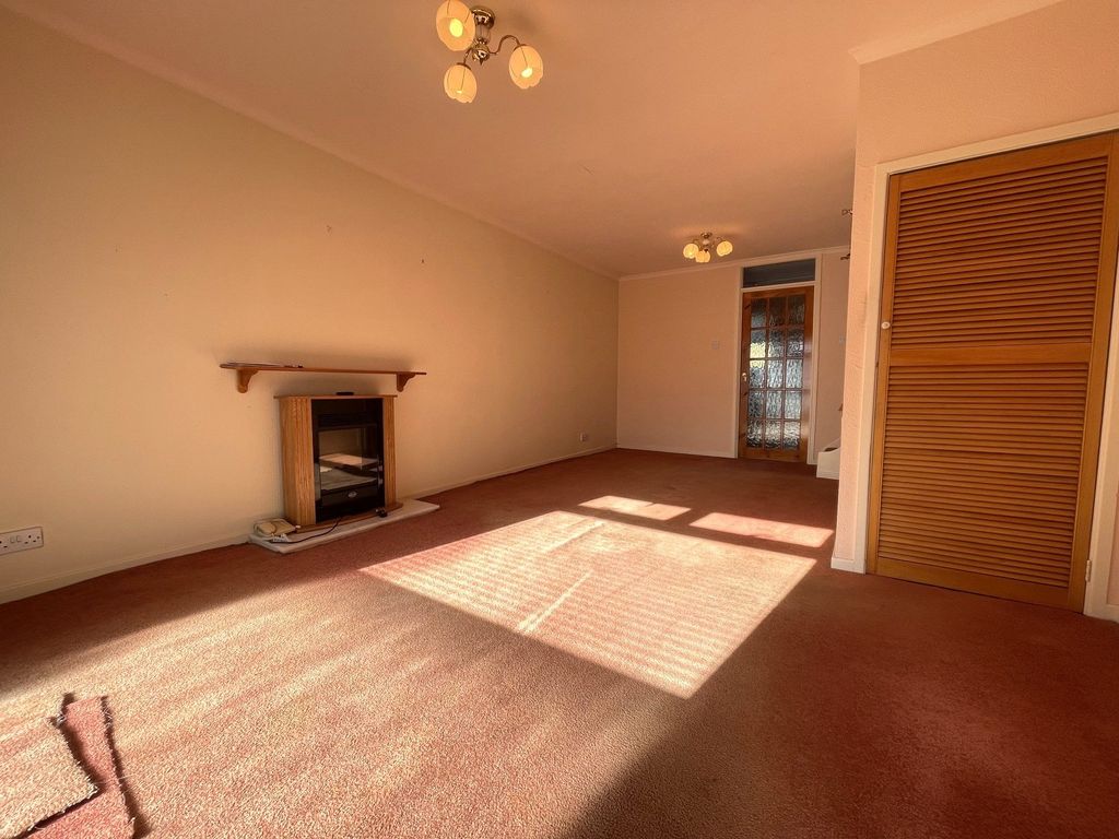 Property photo 3 of 13 Photograph 3