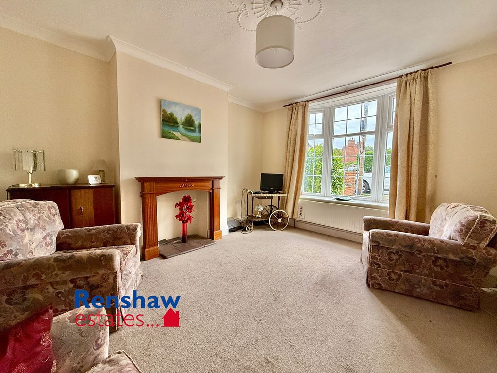 Property photo 2 of 17 L (1)