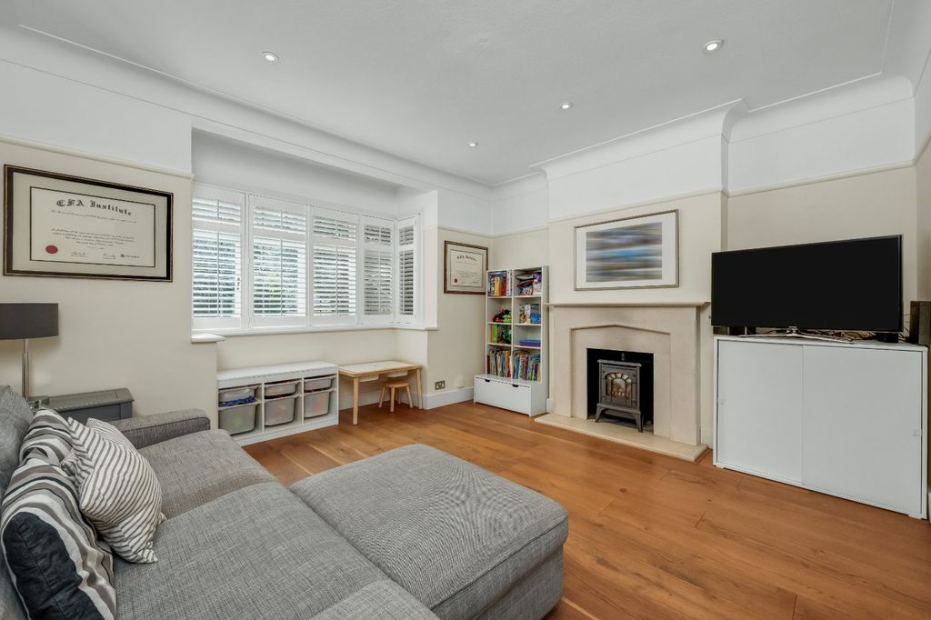 Property photo 3 of 22 Reception Room