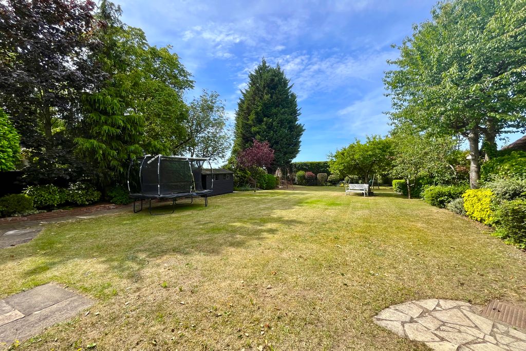 Property photo 2 of 41 29